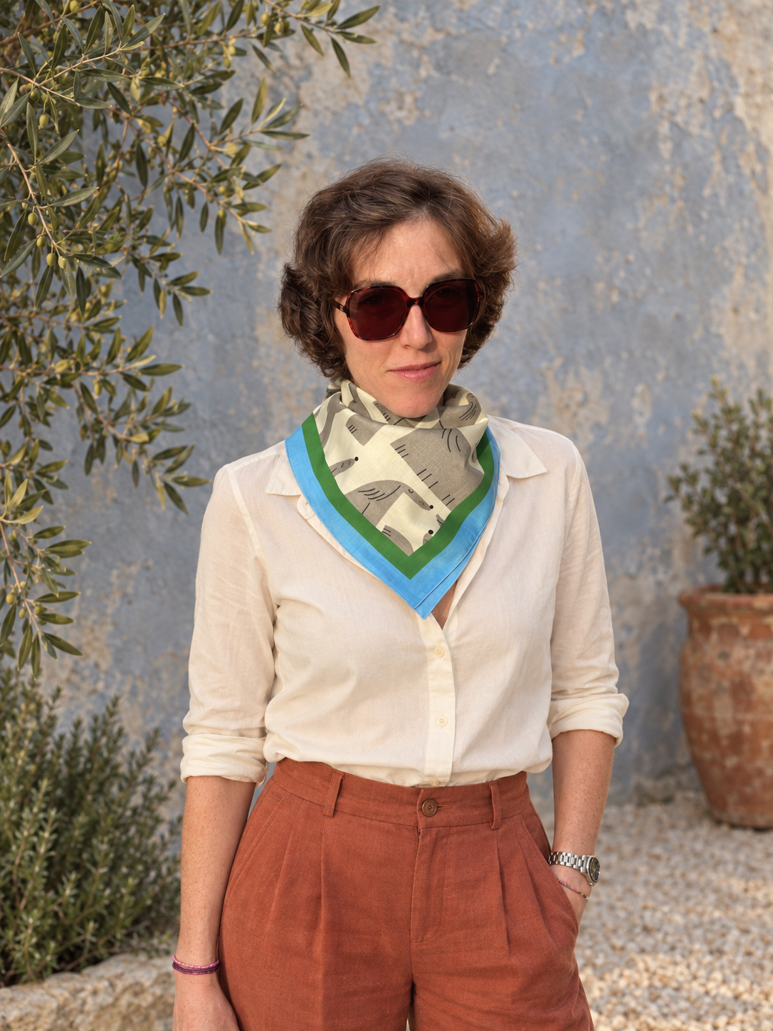 Bandana en satin de coton "Toutous partout" par Lou Gille