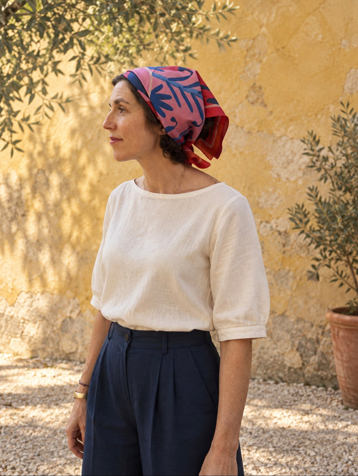 Bandana en satin de coton "En mon jardin" par Annelyse Bournand