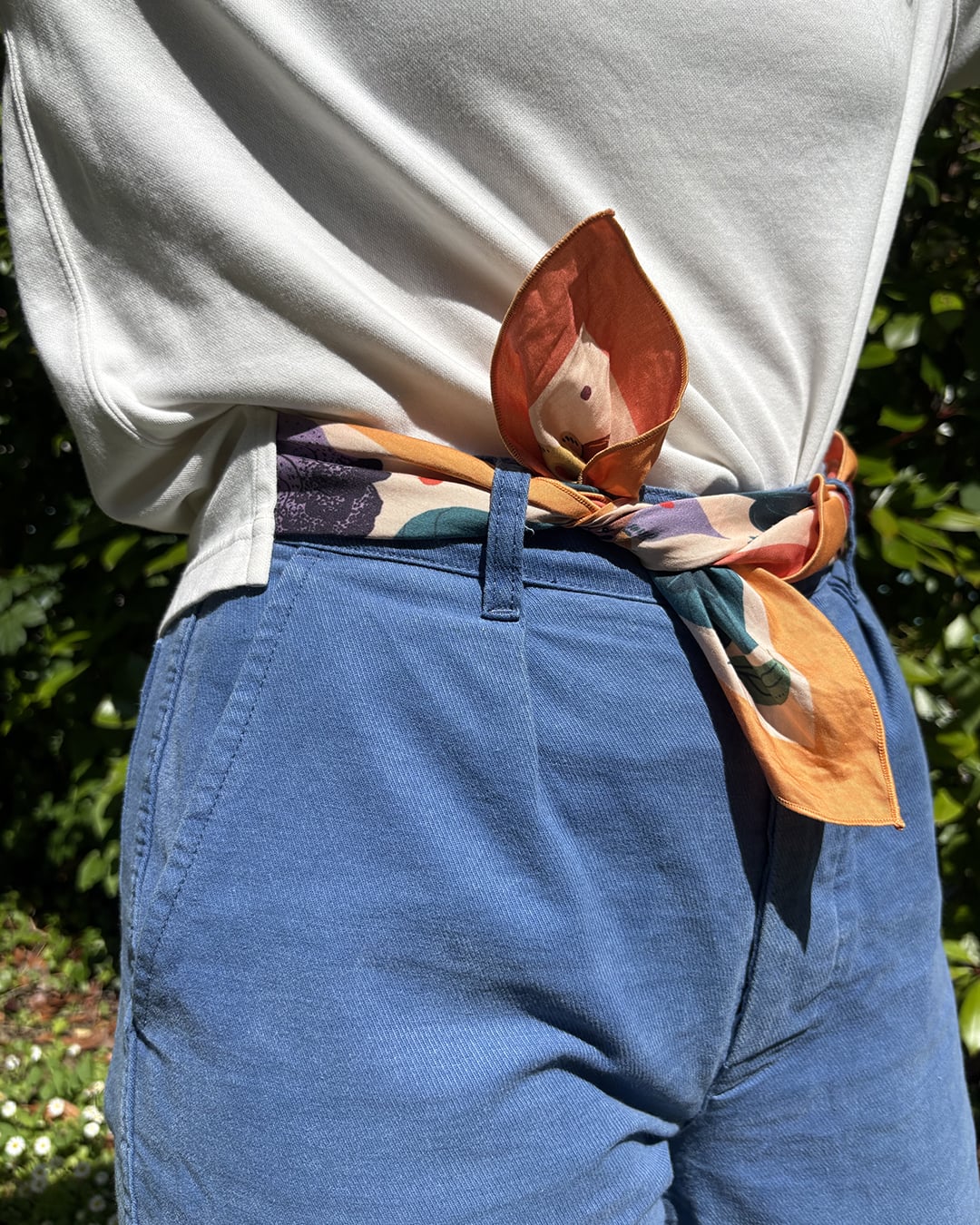 Bandana illustré “La vie des fleurs” — Blandine Pannequin
